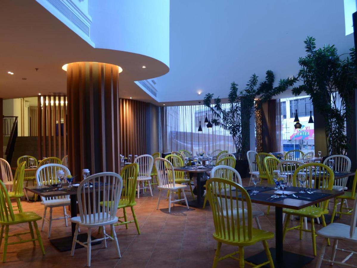 Yunna Hotel Lampung Bandar Lampung Exterior photo