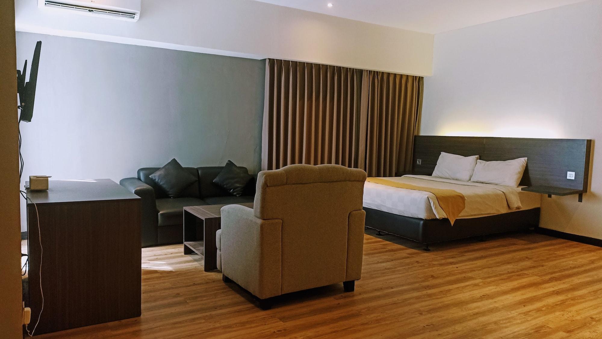 Yunna Hotel Lampung Bandar Lampung Exterior photo