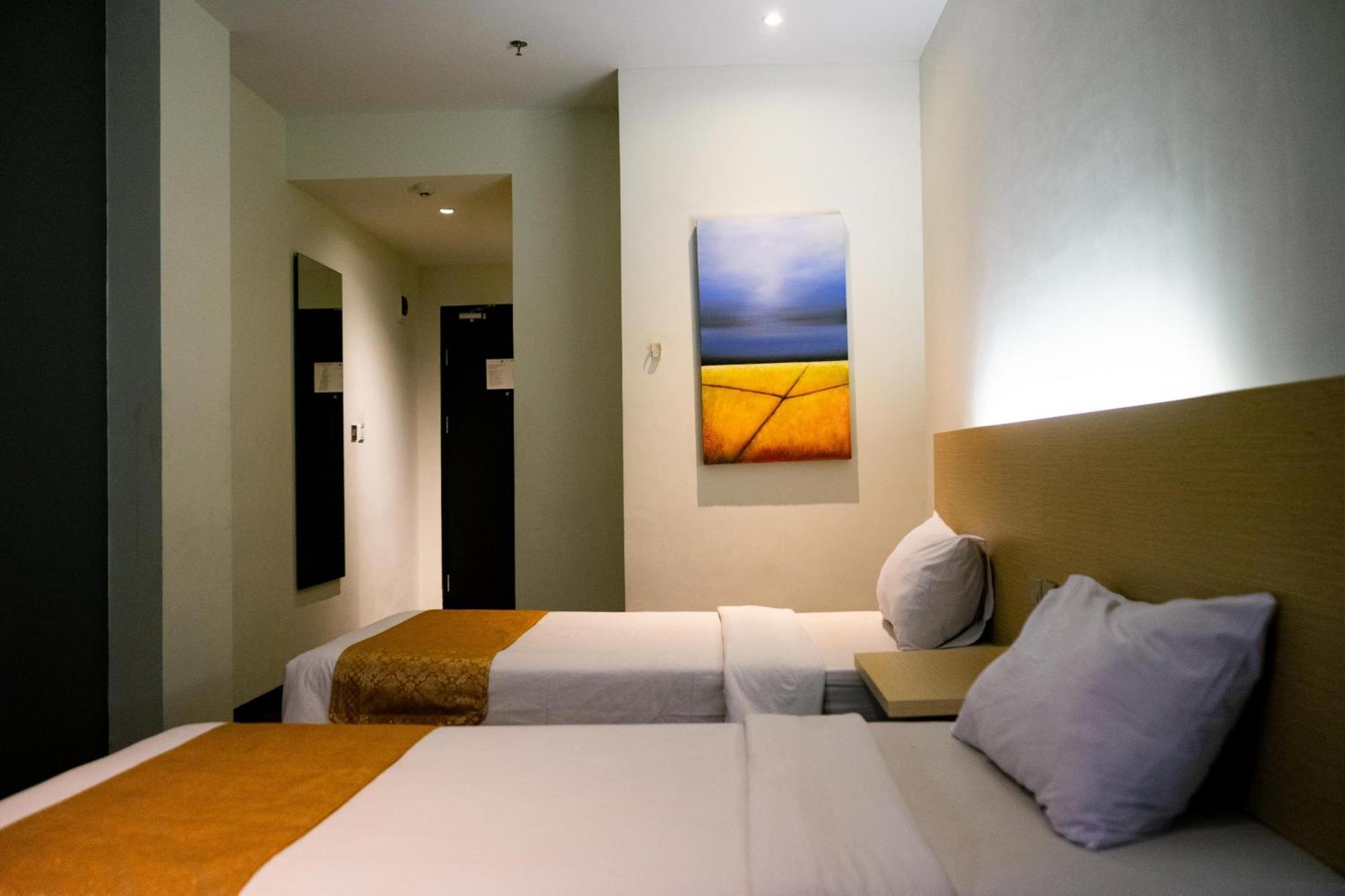 Yunna Hotel Lampung Bandar Lampung Exterior photo