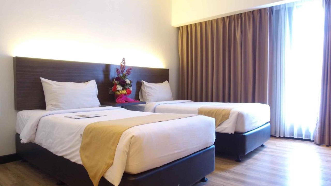 Yunna Hotel Lampung Bandar Lampung Exterior photo